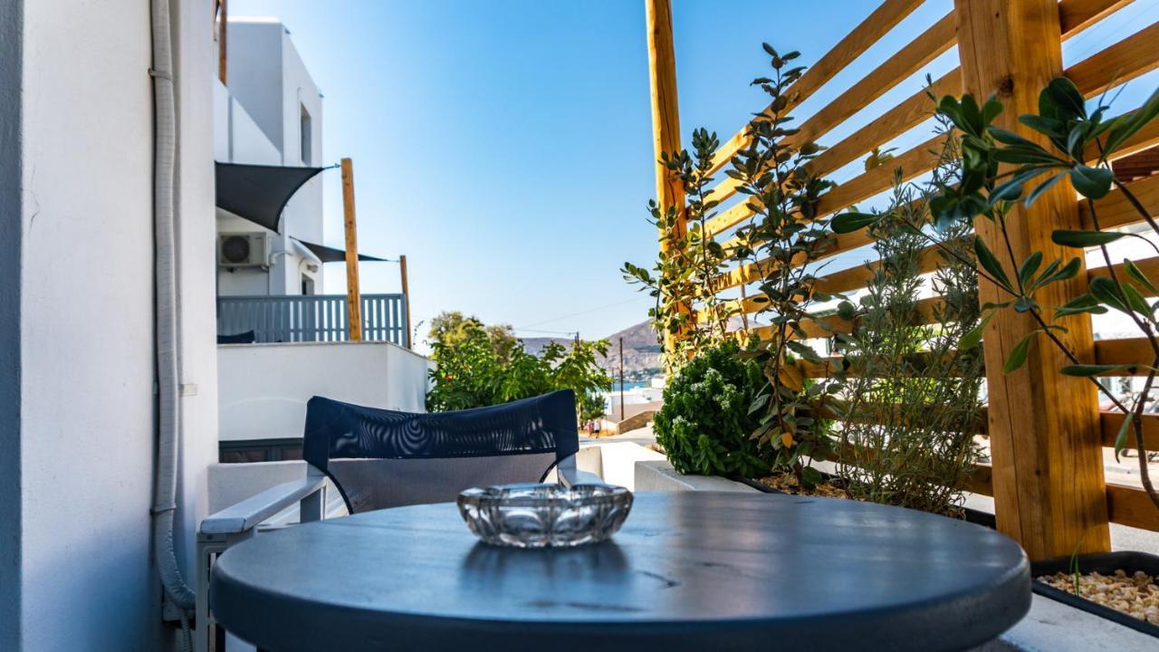 Vista Mare Hotel Náusza Kültér fotó