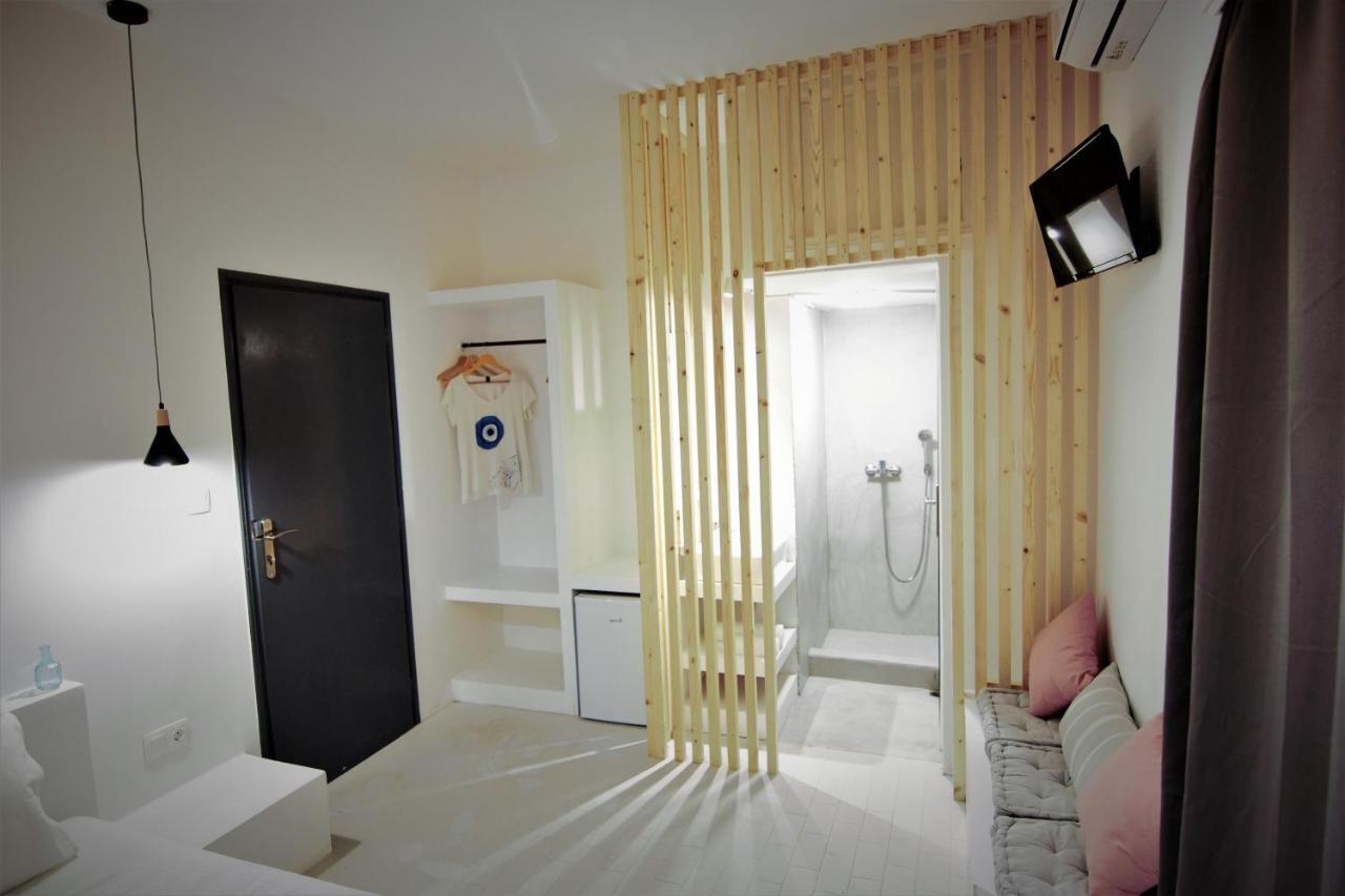 Vista Mare Hotel Náusza Kültér fotó
