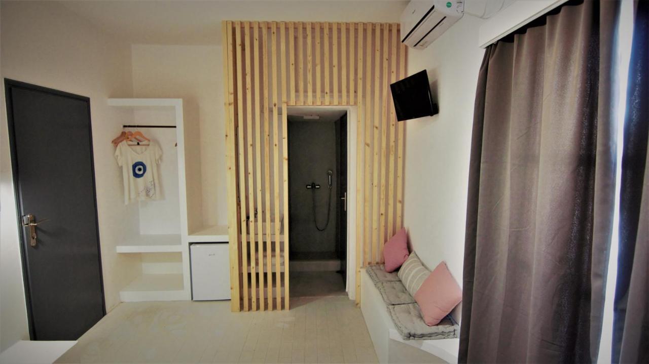 Vista Mare Hotel Náusza Kültér fotó