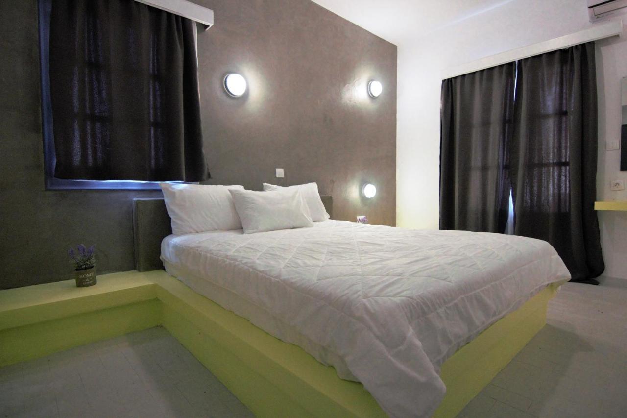 Vista Mare Hotel Náusza Kültér fotó