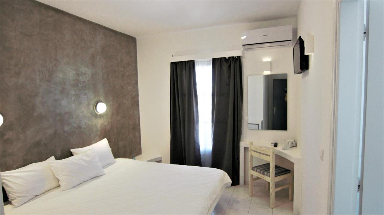 Vista Mare Hotel Náusza Kültér fotó