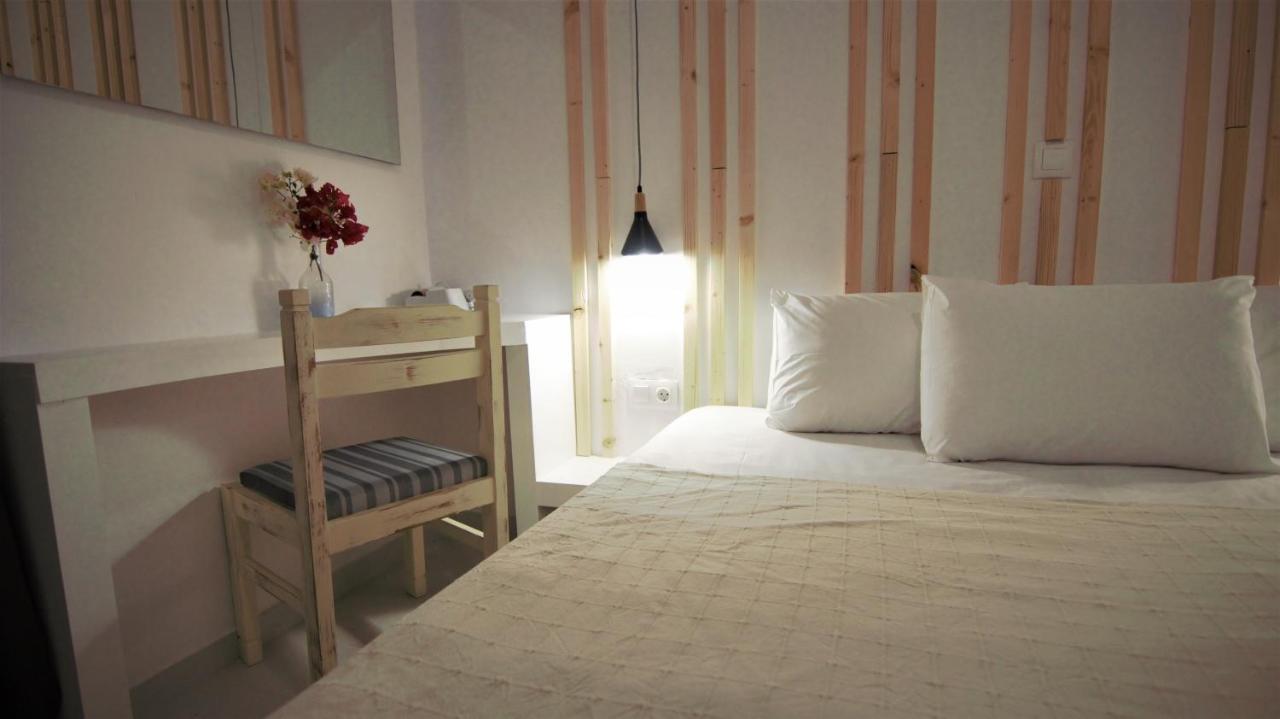 Vista Mare Hotel Náusza Kültér fotó