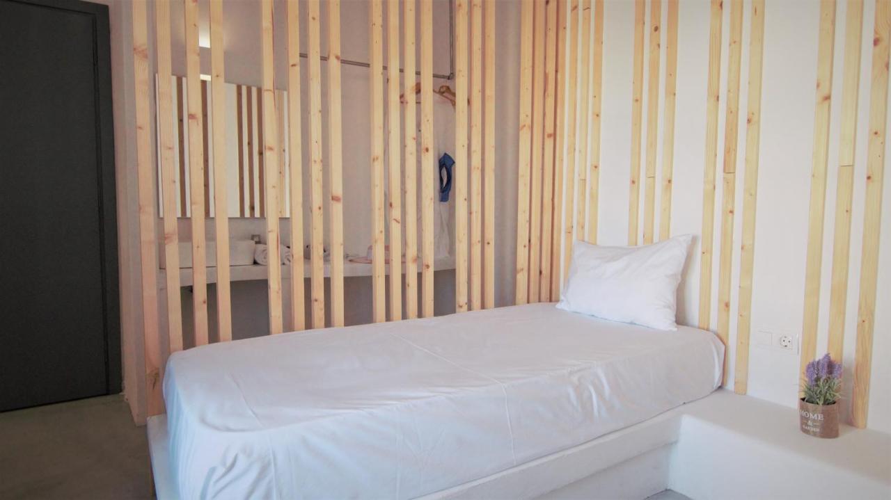 Vista Mare Hotel Náusza Kültér fotó